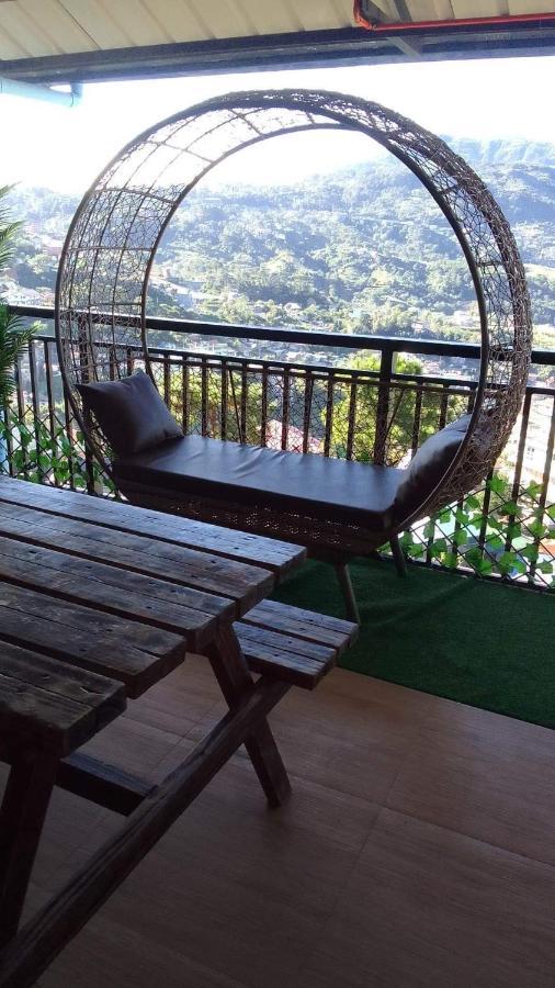 Mountain And Sunsetview Baguio Residences バギオ エクステリア 写真