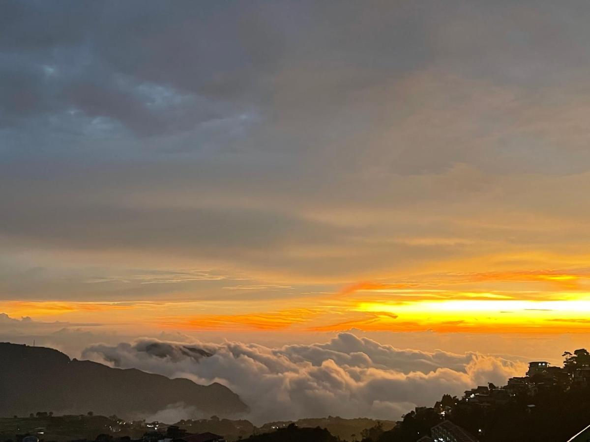Mountain And Sunsetview Baguio Residences バギオ エクステリア 写真