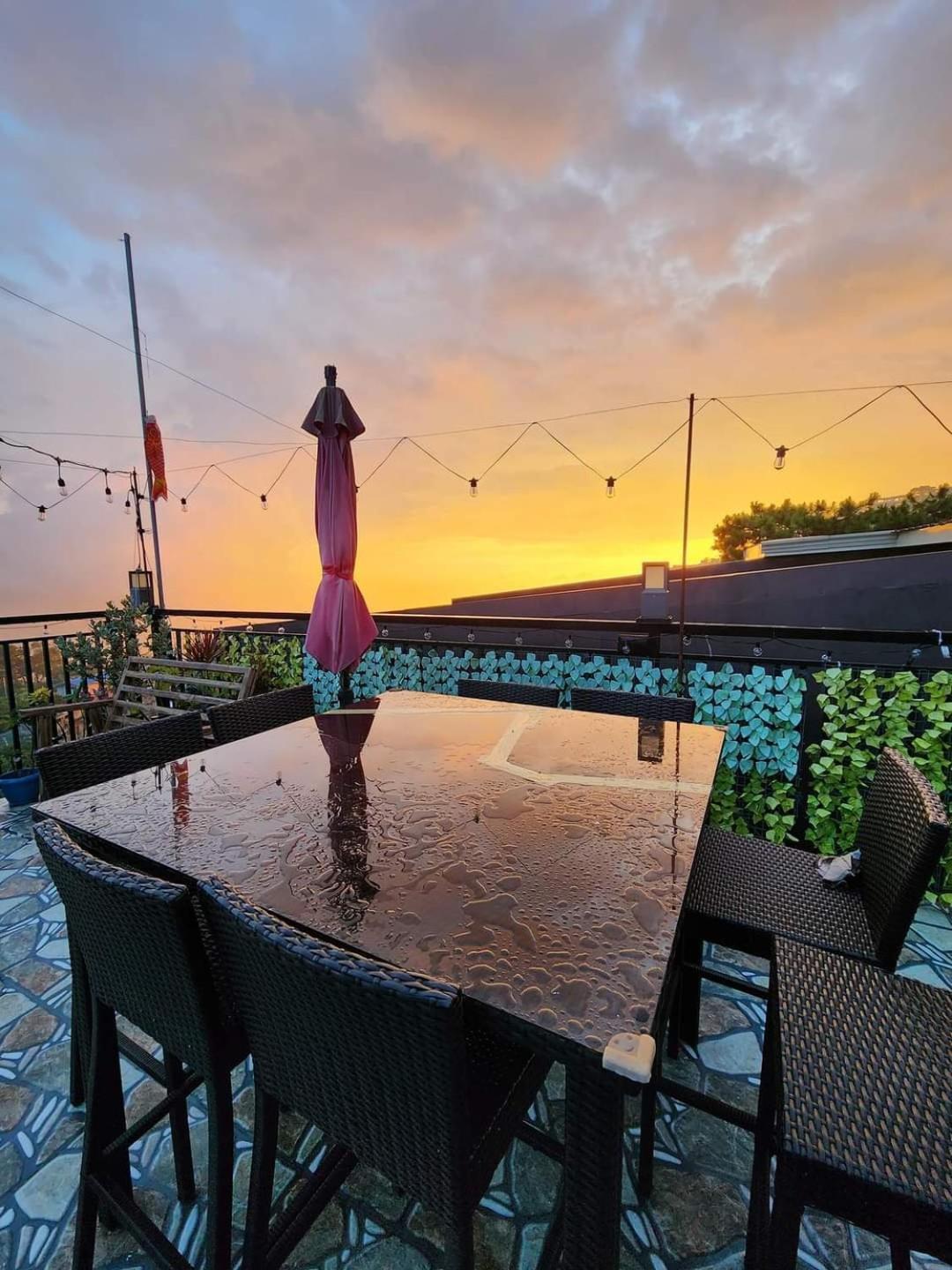 Mountain And Sunsetview Baguio Residences バギオ エクステリア 写真