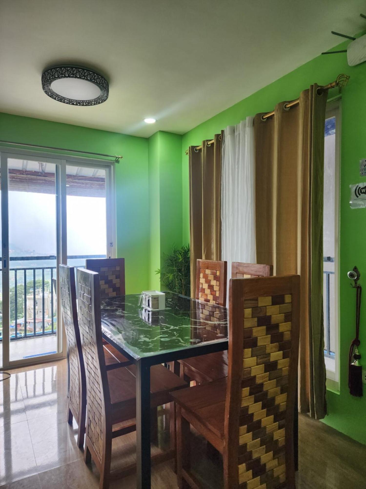 Mountain And Sunsetview Baguio Residences バギオ 部屋 写真